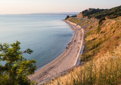 The Beach at Anzac Cove, Looking North by Unbekannt Unbekannt